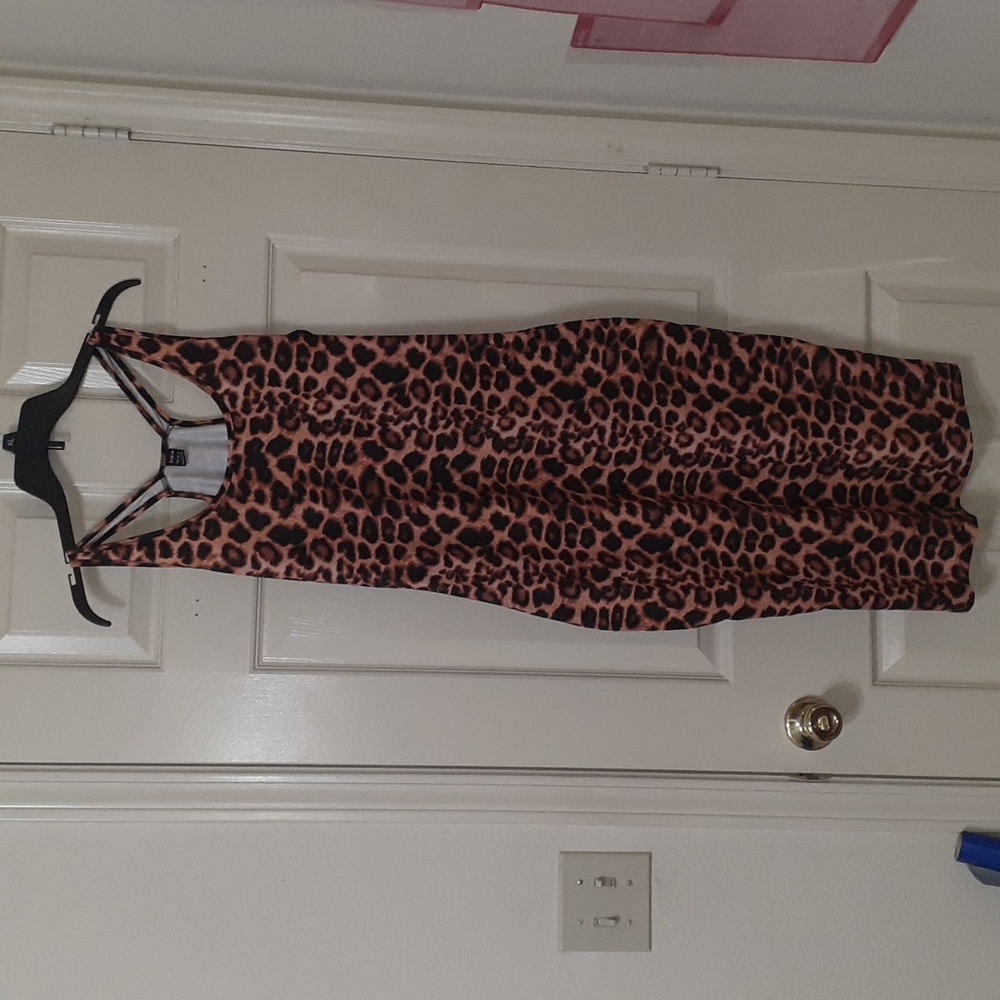 ⚘3 for $10 cheetah print dress